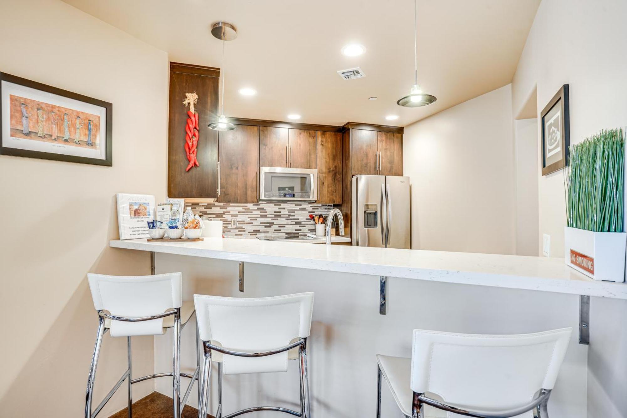 Sedona Couples Retreat With Patio Walk To Trails! Apartman Kültér fotó